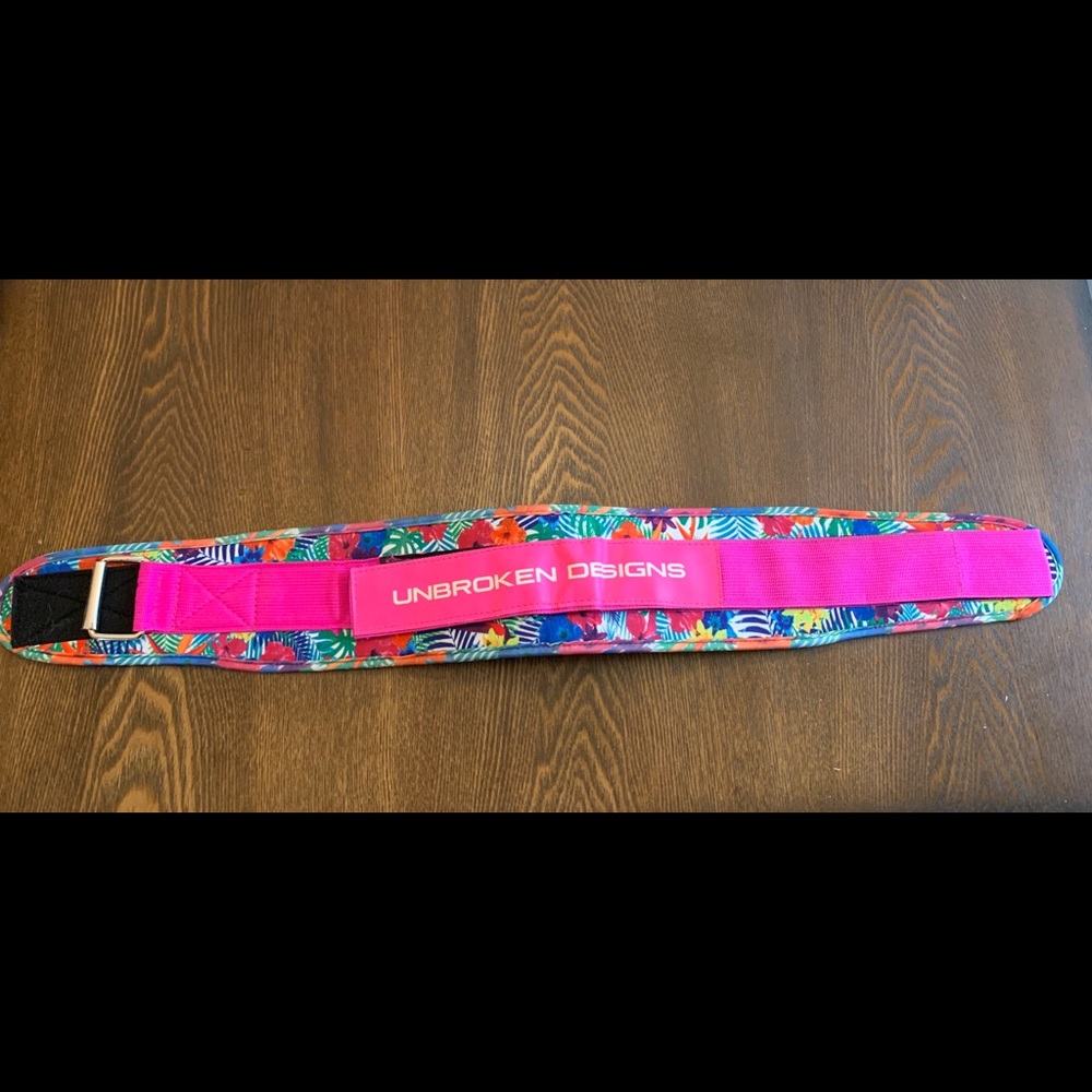 Unbroken Weightlifting Belt